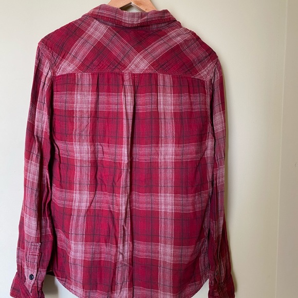 Converse size small button down flannel top - Picture 2 of 2